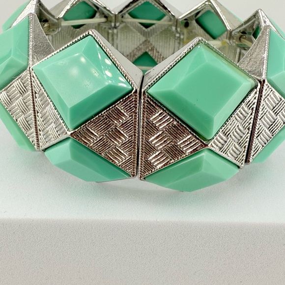 Geometric Turquoise Square Stone Women's Bracelet - Picture 10 of 10